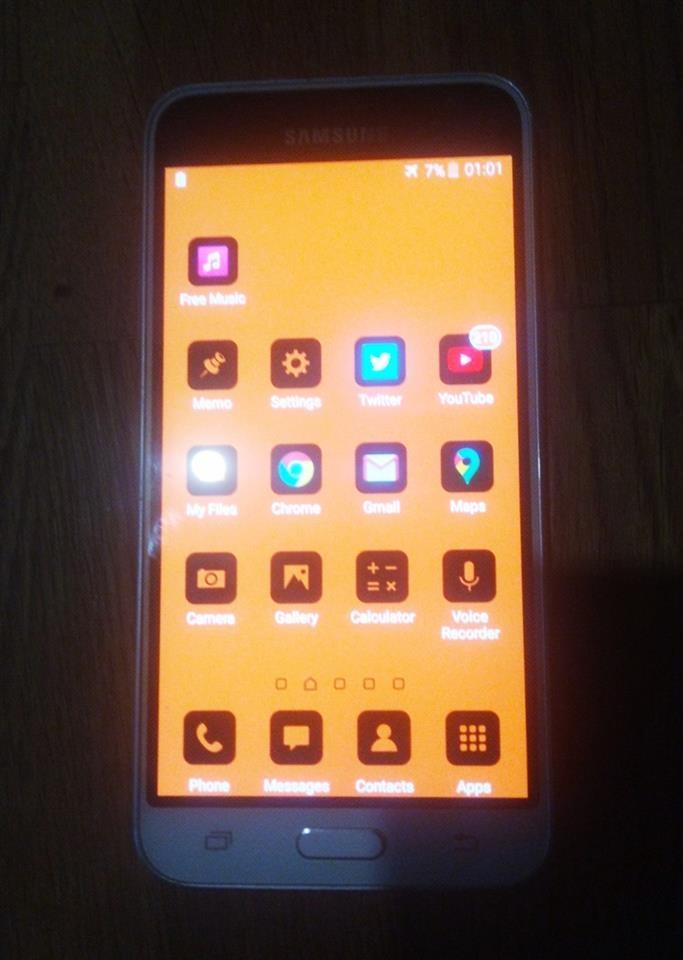 socuvan-Samsung-J3--bela-boja