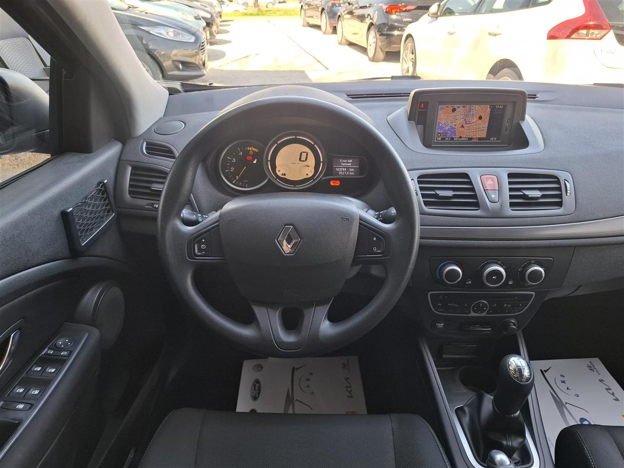 Renault-Megane-1-5dci-90ks-2010g-