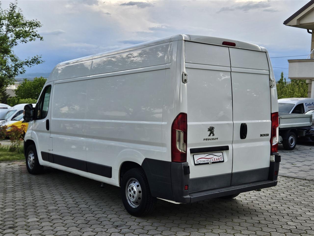 PEUGEOT-BOXER-2-2-HDI-2015-GOD-KLIMA