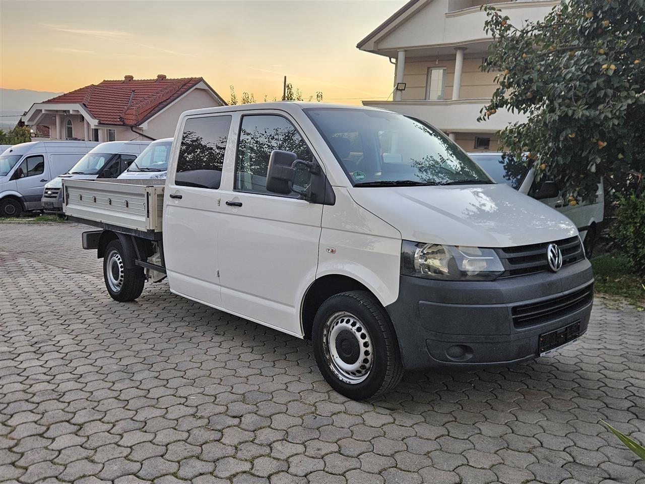 VW-T6---2-0-TDI-KLIMA-7-SEDISTA-KOMBE-KAMJONETA