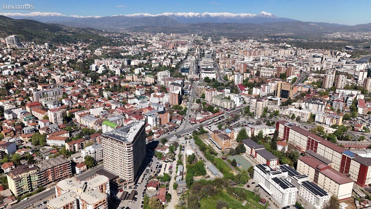 Snimanje-i-Fotografiranje-so-Dron-Dji-Air3-4K