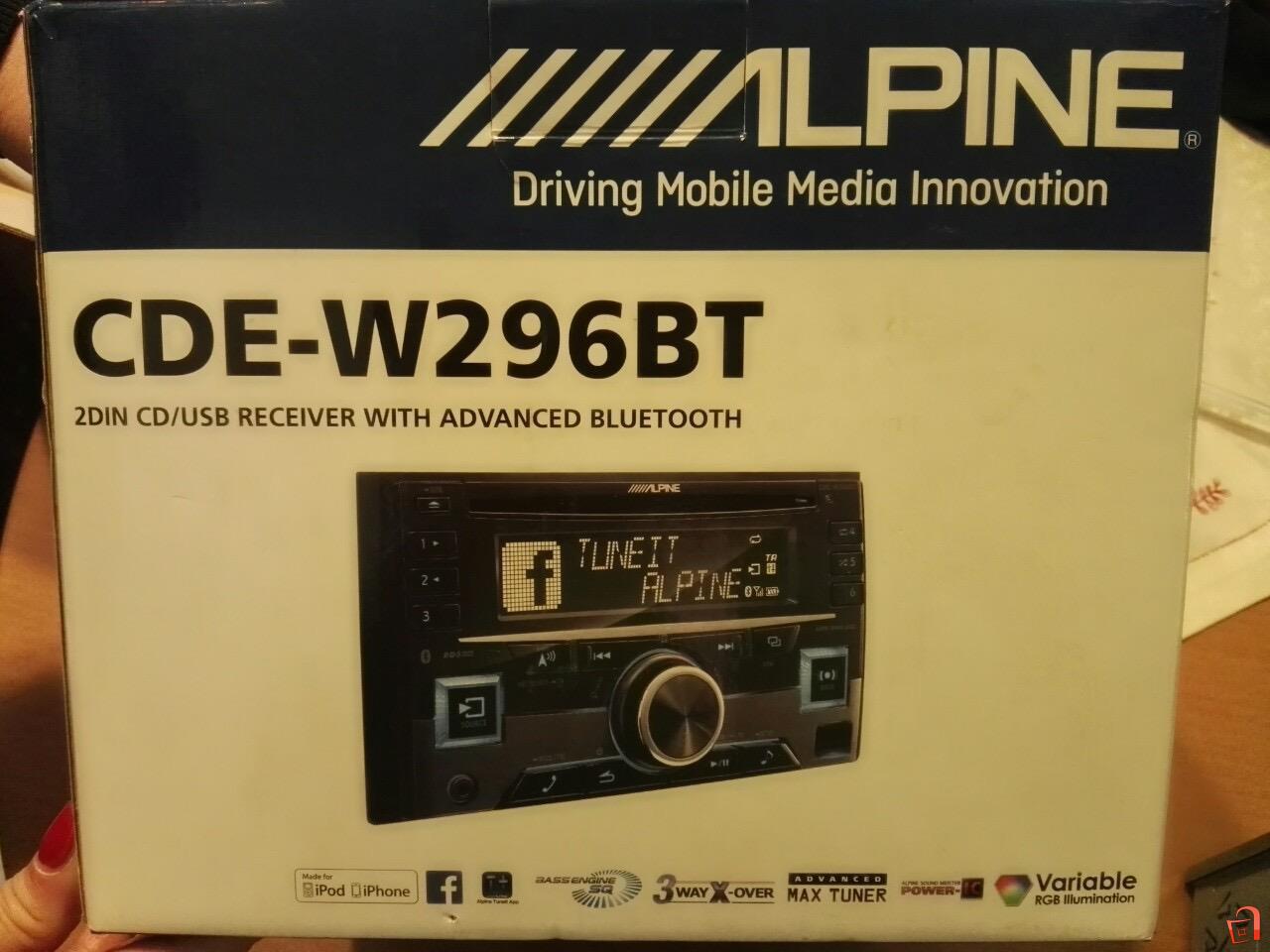 Alpine CDE-W265BT CD Receiver with Advanced Bluetooth® Wireless Tec