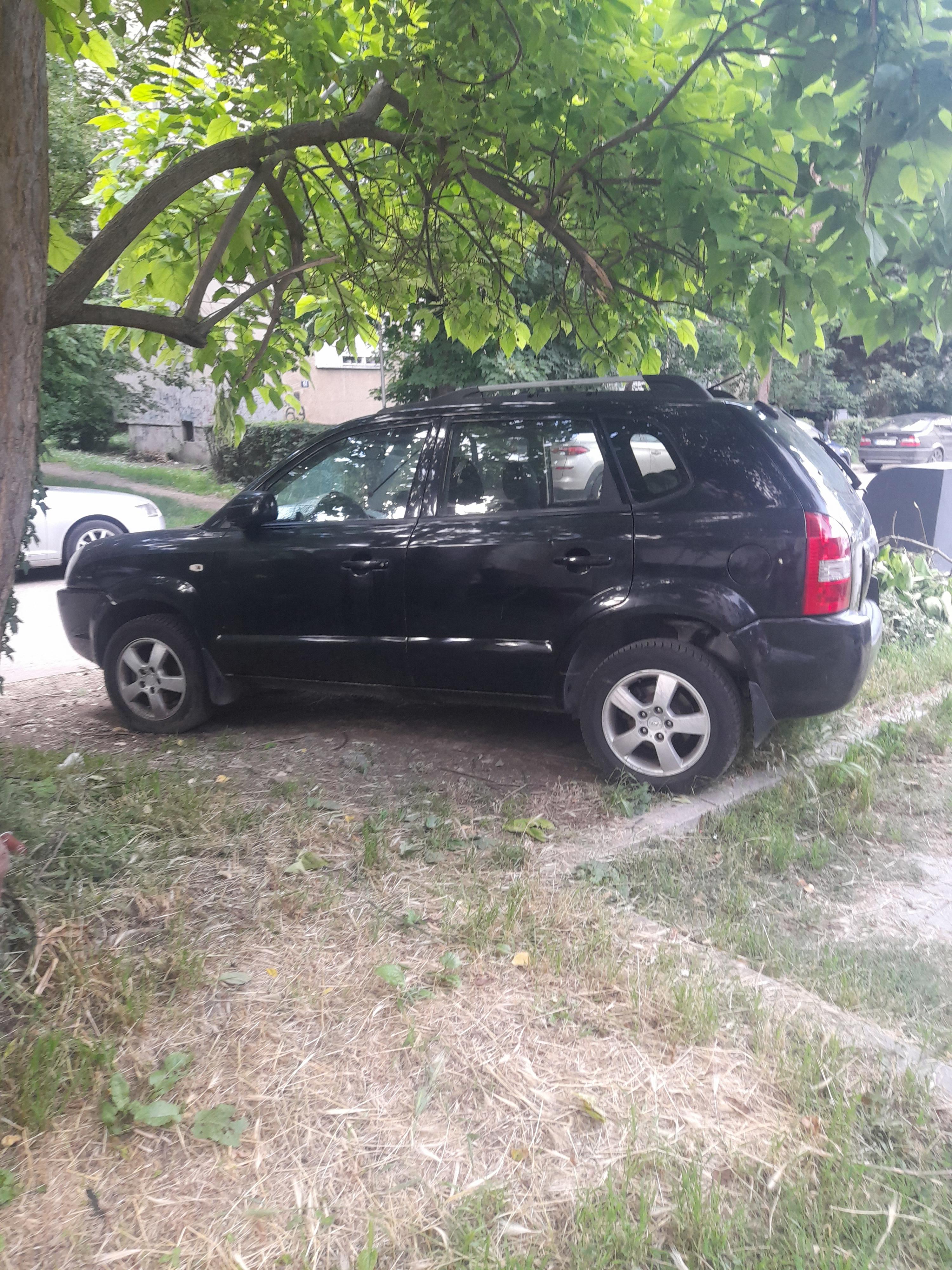 HYUNDAI-TUCSON-4x4-DIZELful--opr-Registr-SUPERsostojba