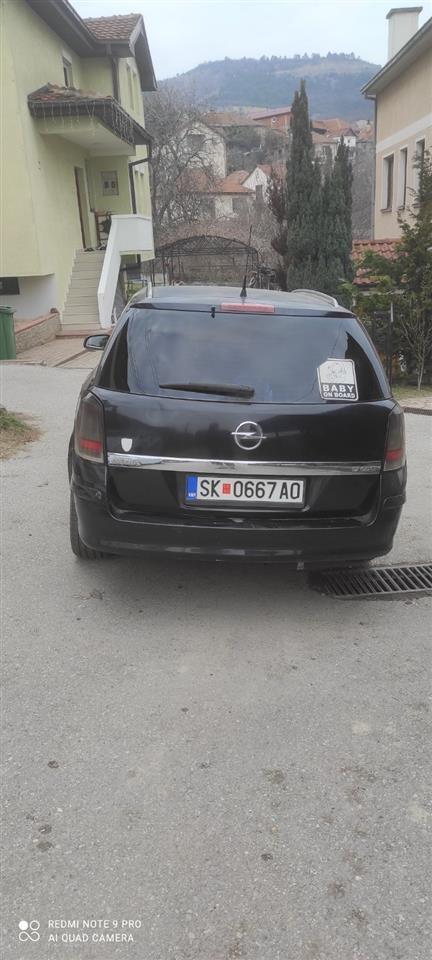 SE-PRODAVA-OPEL-ASTRA