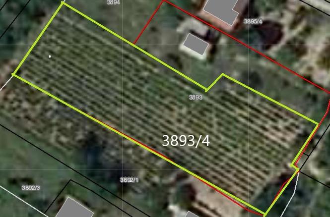 Plac na super mirna i tivka lokacija vo Pintija