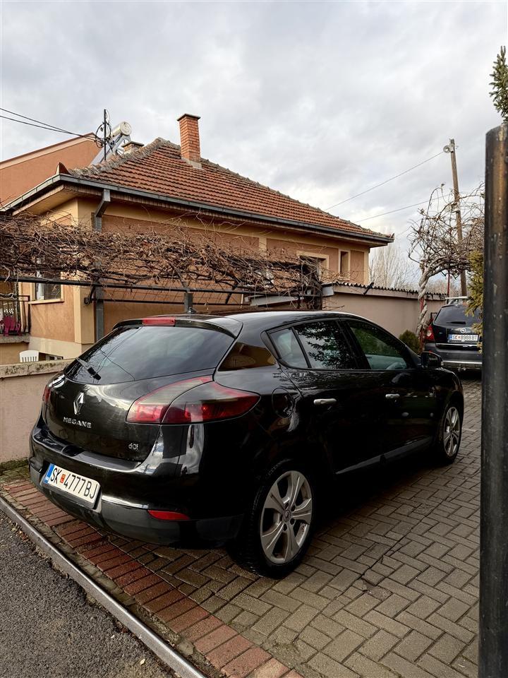 Се-продава-Renault-Megane-1-5-dCi