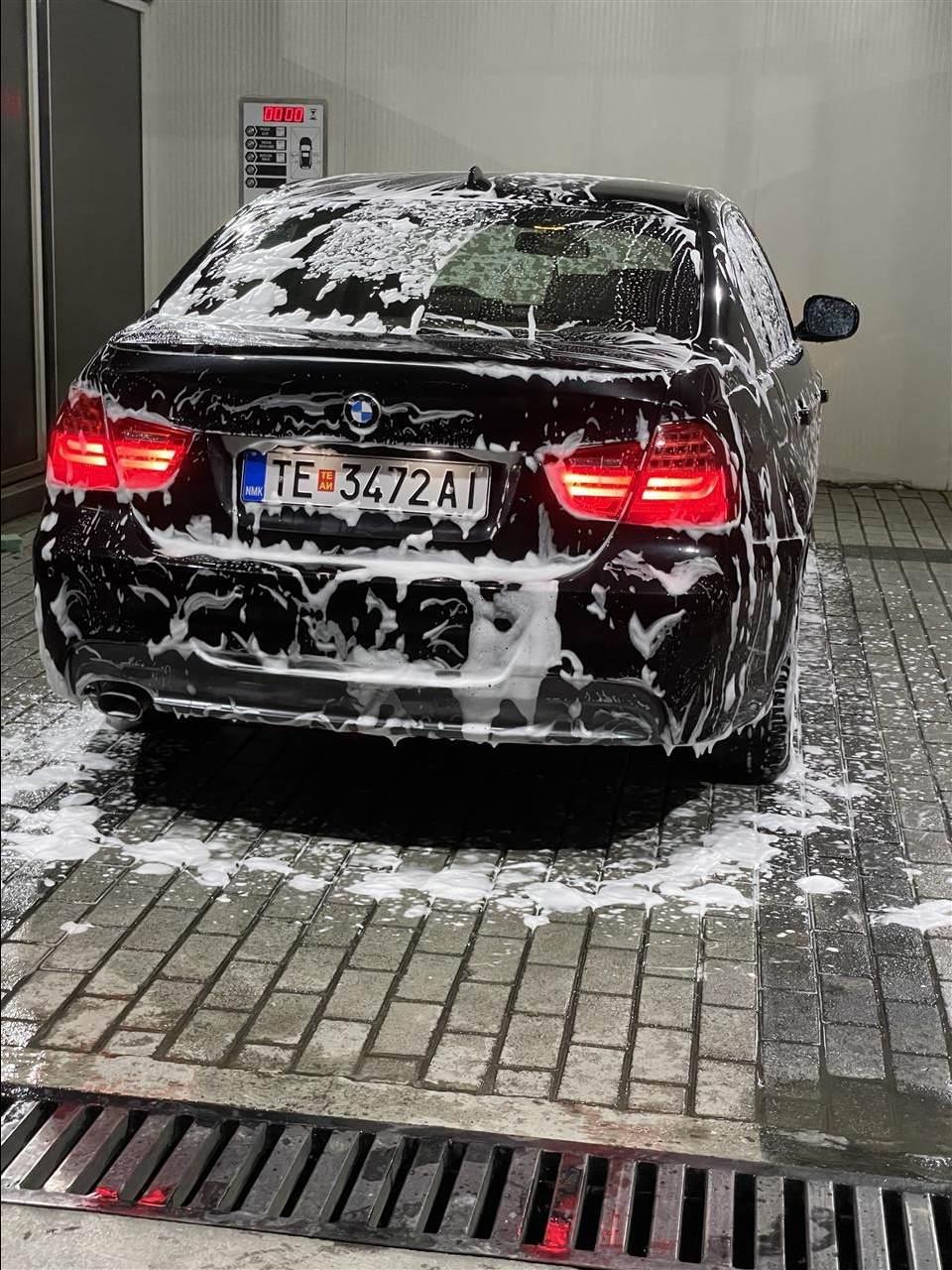 BMW-320-xdrive