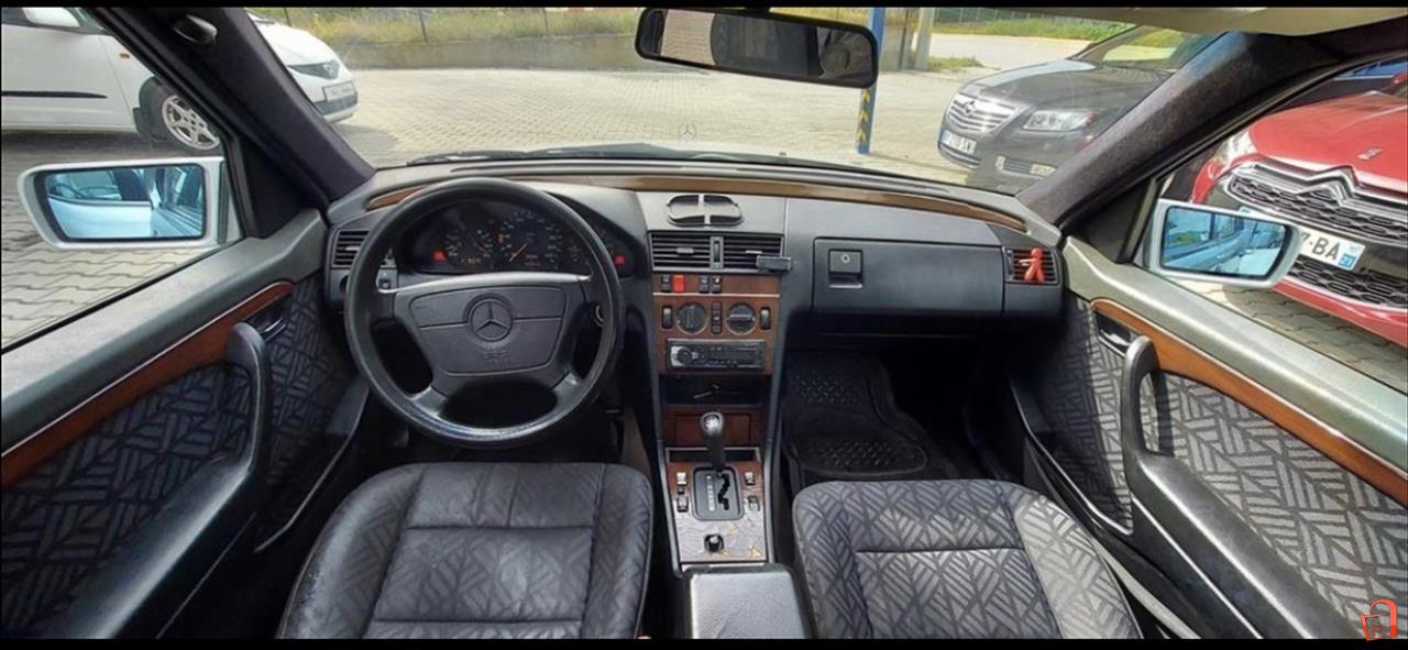 Мерседес с 220 1994