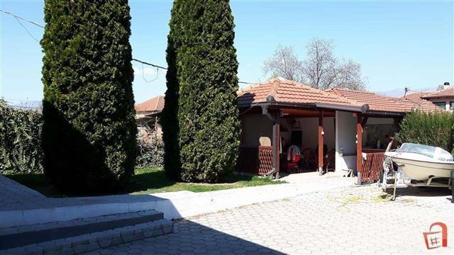 Kuka vo Topansko Pole