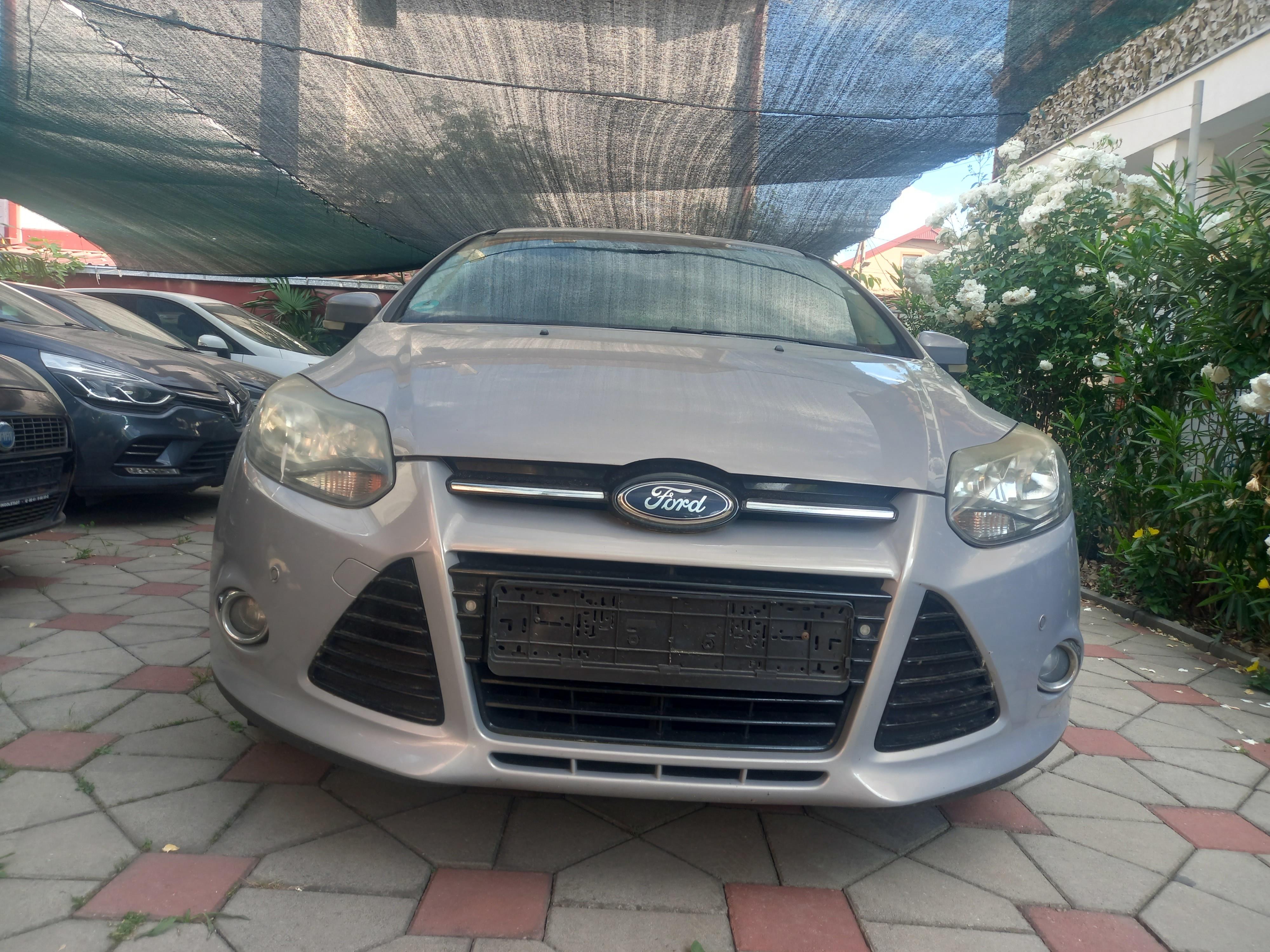 FORD-FOCUS-1-6-TDCI-TITANIUM-FULL-A-NIKI-