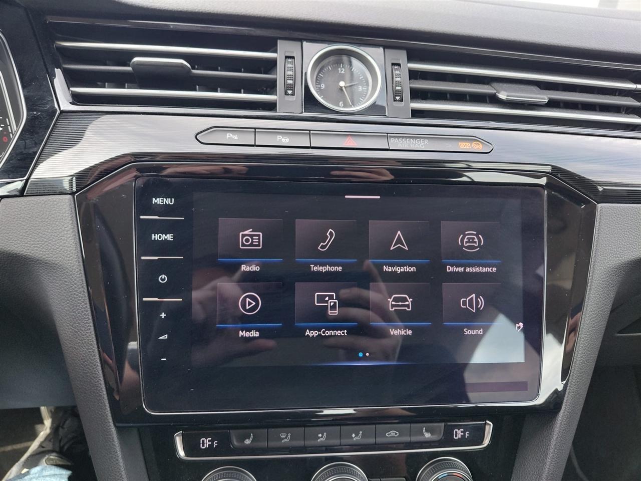 Se-prodava-VW-Arteon-2-0-TDI-ELEGANCE