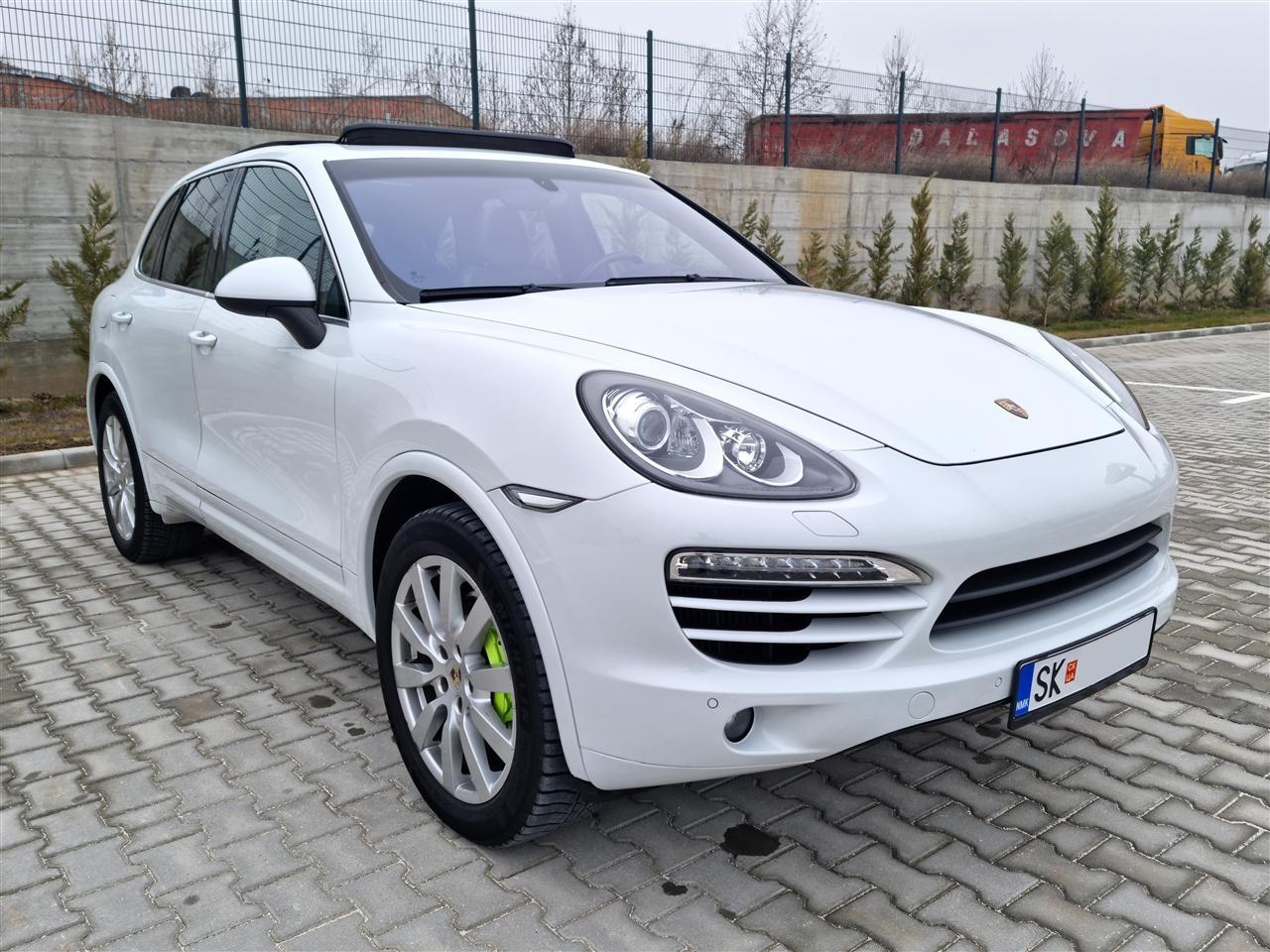 PORSCHE-CAYENNE-3-0-Disel-4X4-SPORT------2013-god