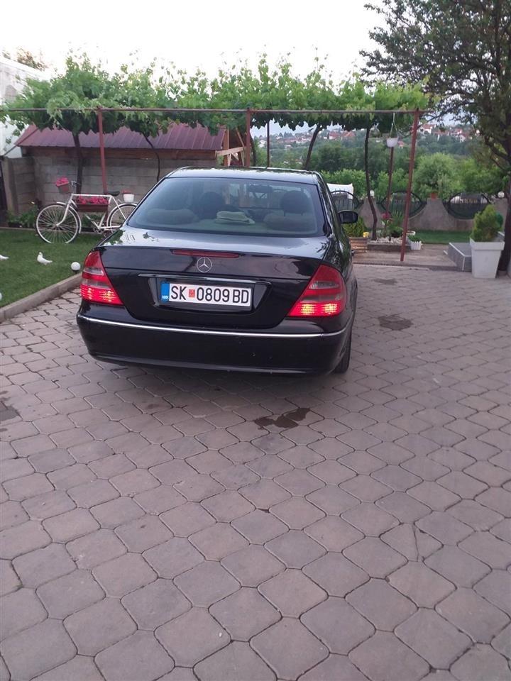 Mercedes-E280