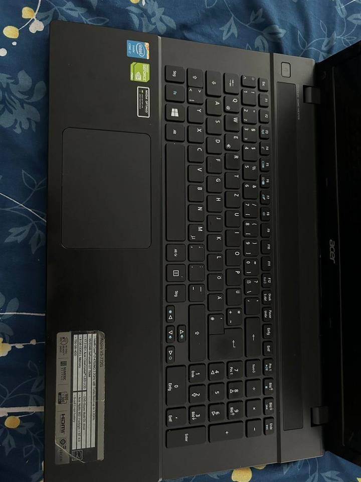 Aspire-V3-772G-i7--8GB--GT-750M
