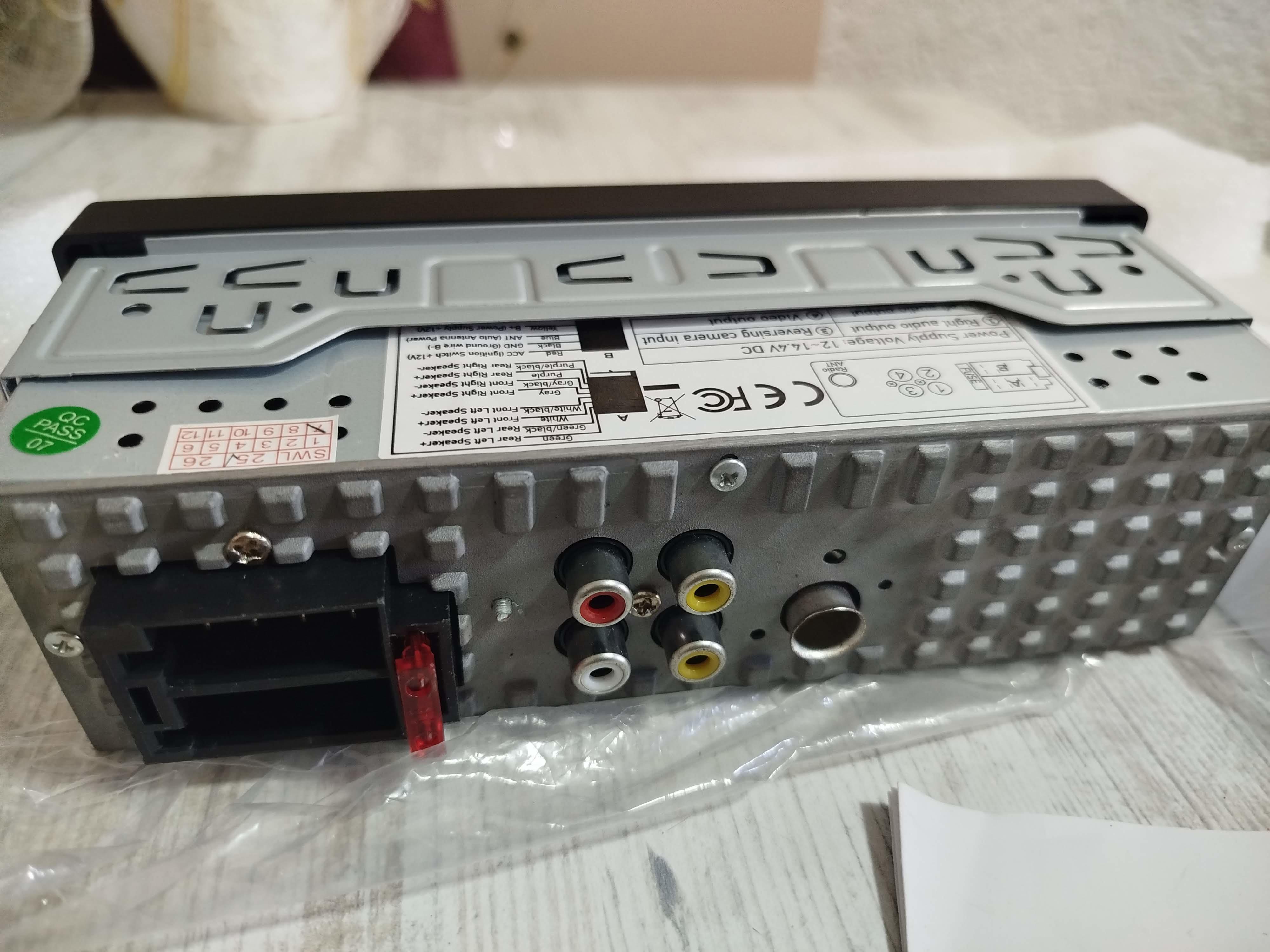 Ново-1DIN-авто-радио-MP5-Player-7805C-со-екран