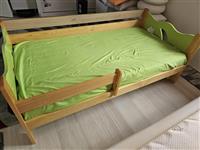 Detski krevet so anatomski dusek, kako nov ,kupen od IKEA