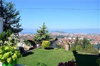 Sanrajs kuka so prekrasen pogled vo nas.Baraki Ohrid