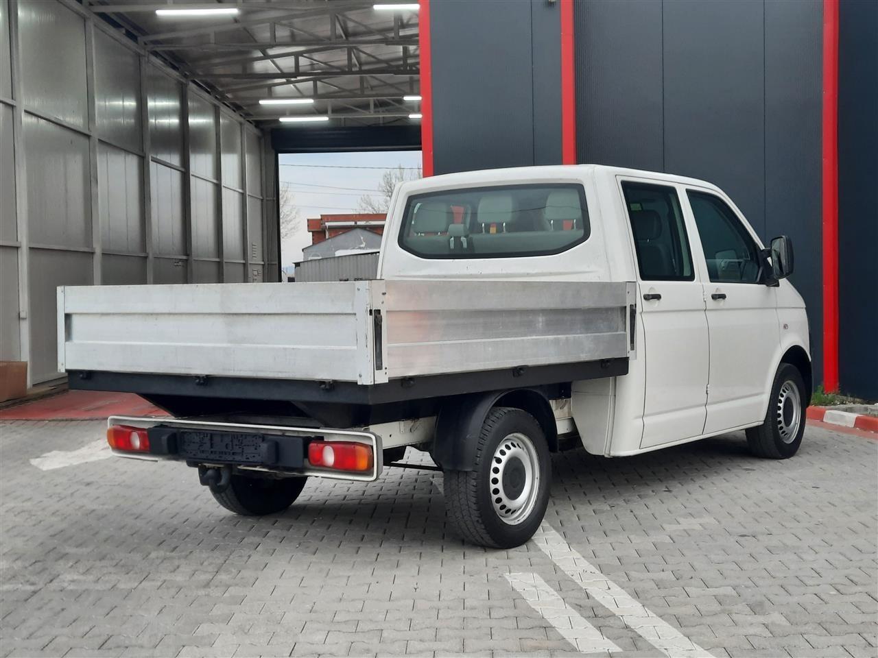 VW-T5-1-9-TDI-kamjoneta-kombe-7-sedista