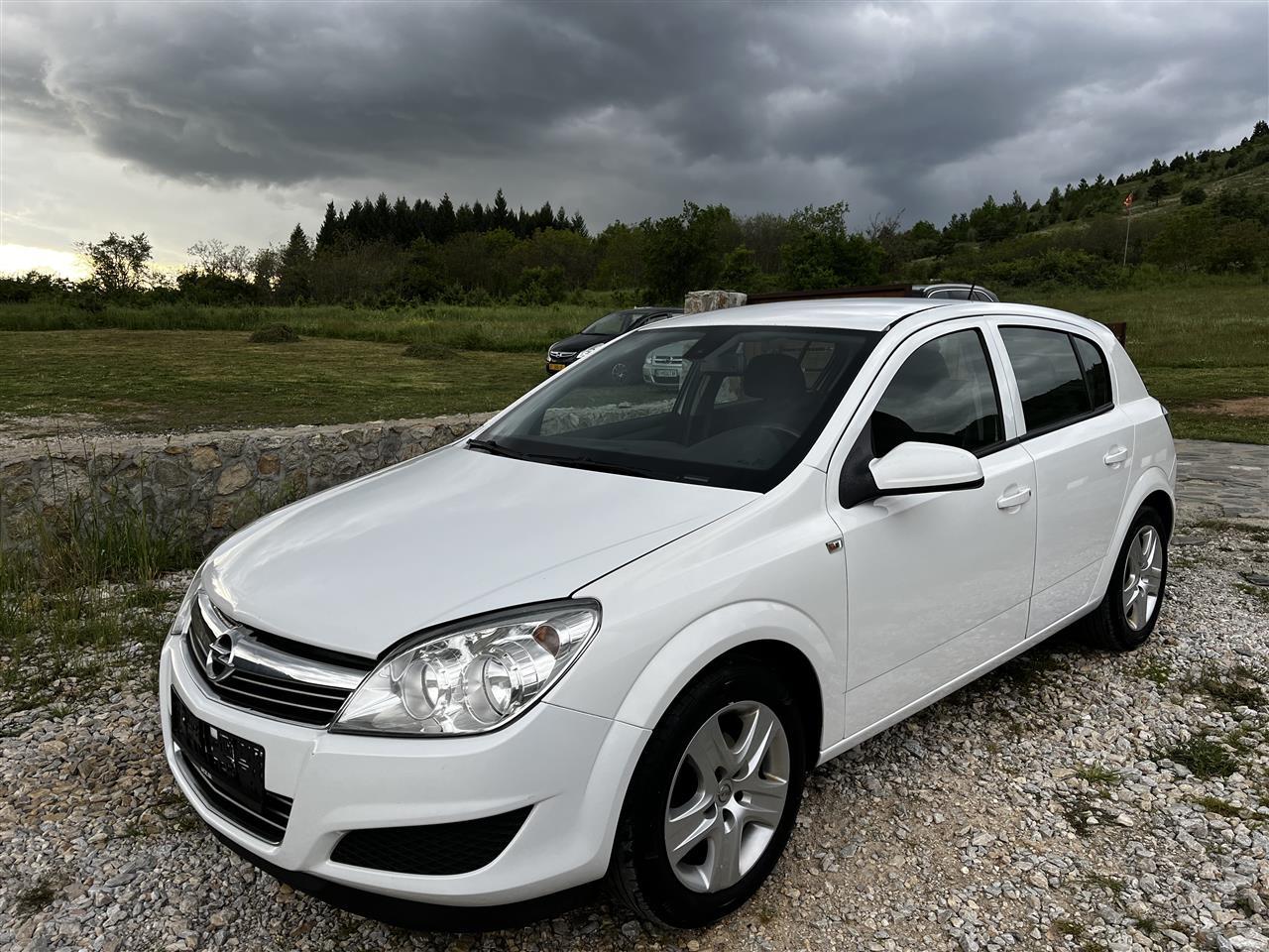 Opel / Astra / 1.6 CDTI / Cosmo / FULL BAKIMLI ASTRA J 1.6 CDTİ COSMO at   - 1112439689