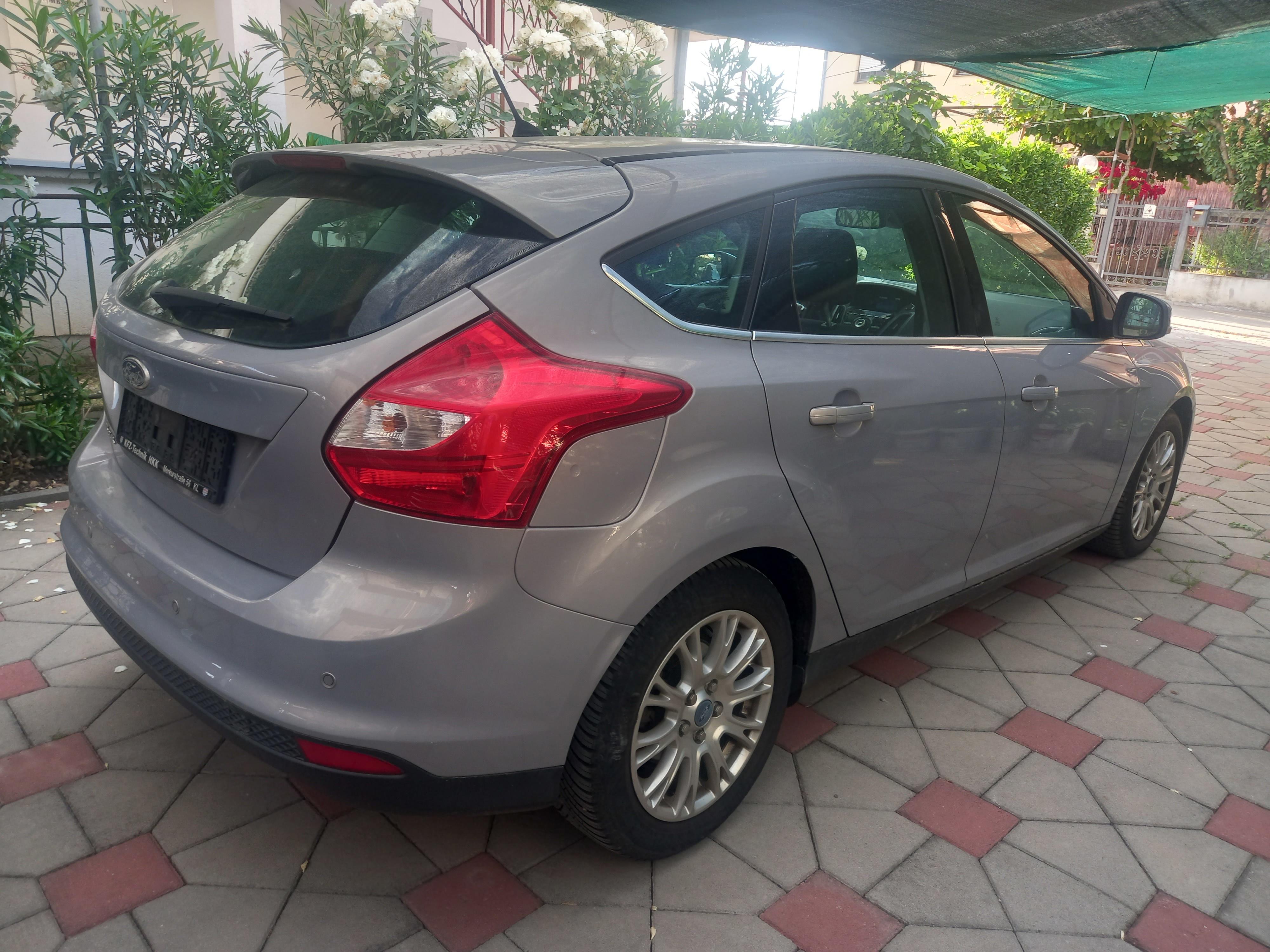 FORD-FOCUS-1-6-TDCI-TITANIUM-FULL-A-NIKI-