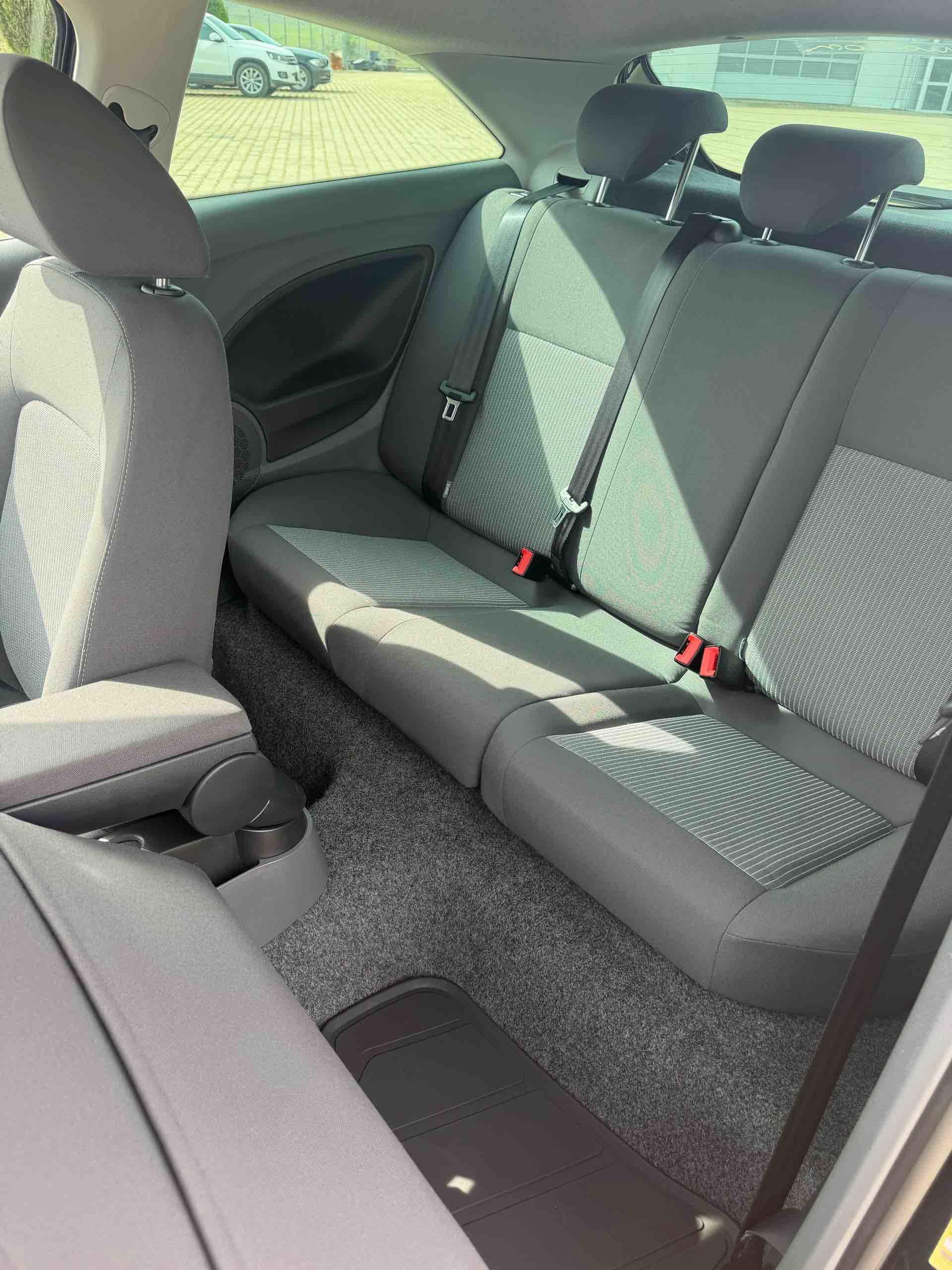 Seat-Ibiza-1-2-77kw-2011god-------------