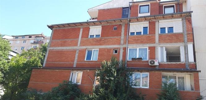 Namesten stan 150m2 vo opstina Cair 