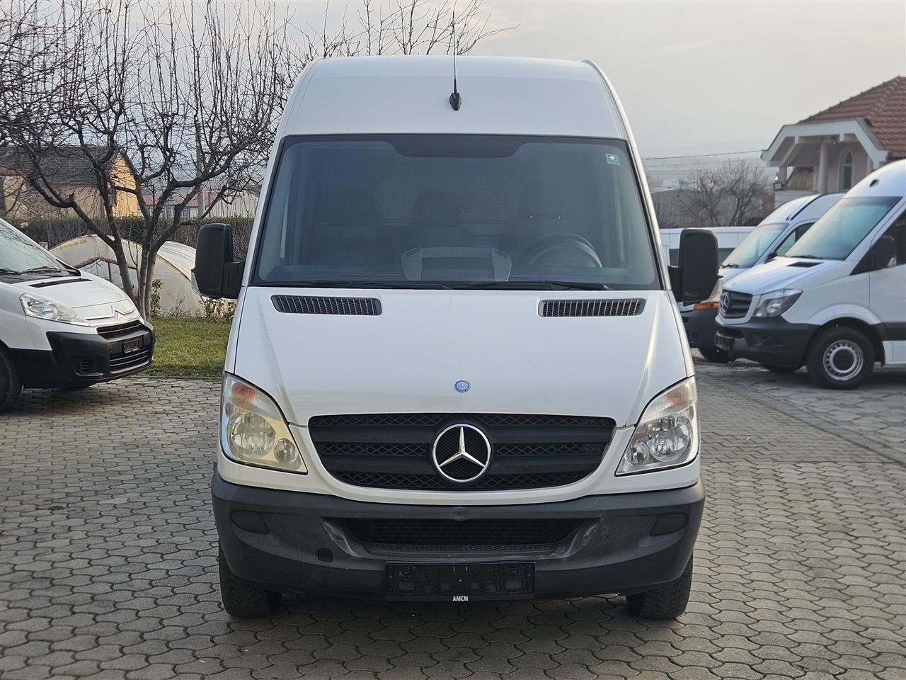 MERCEDES-SPRINTER-313-CDI-TOVARNO-KOMBE
