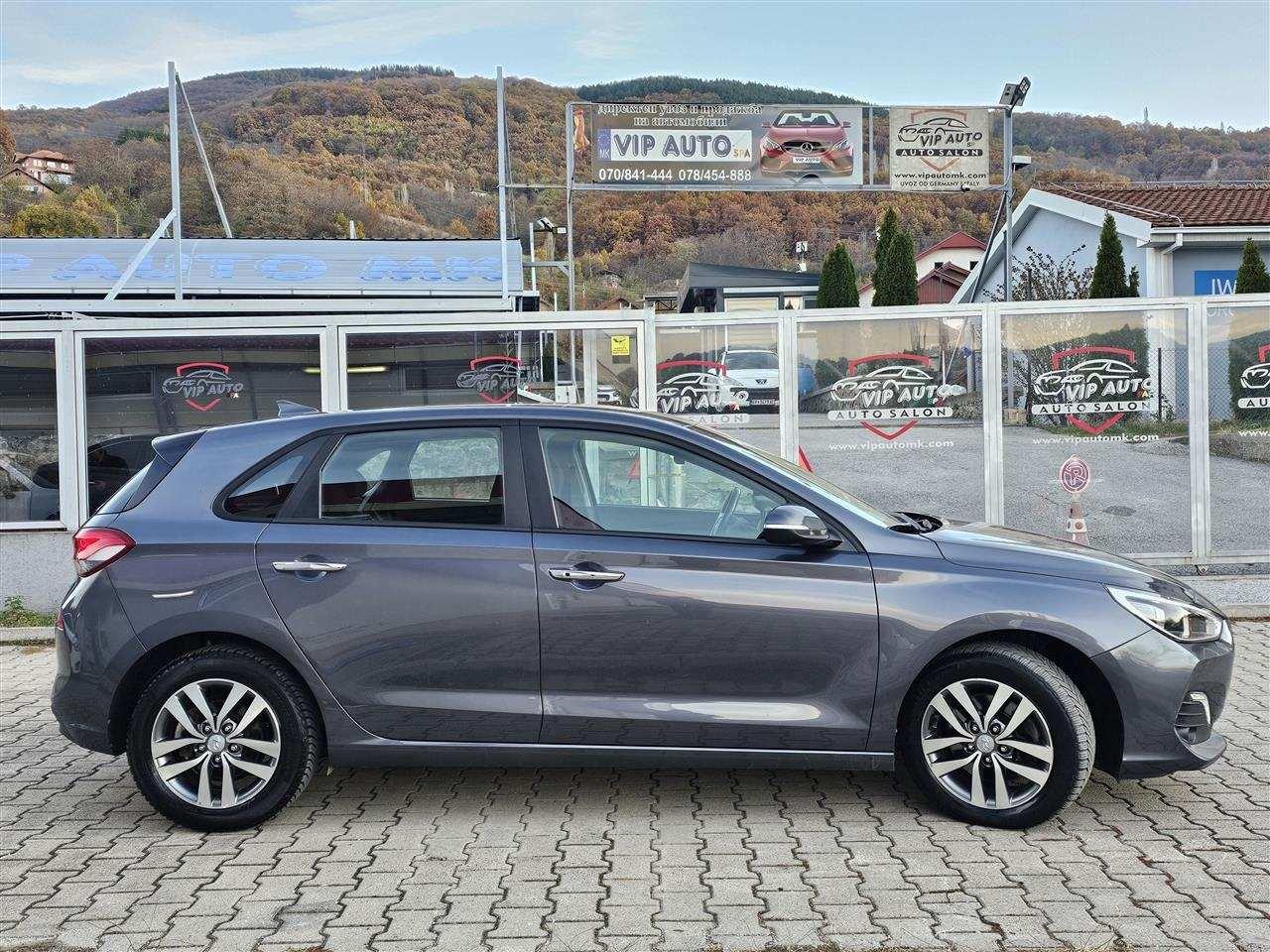 HYUNDAI-I-30-FACELIFT-1-6-CRDI-100-KS-FACF-NAVI-LED-VIP-AUTO