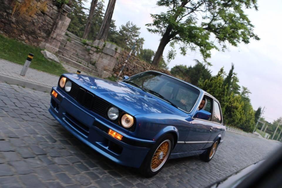 BMW-320-e30--83