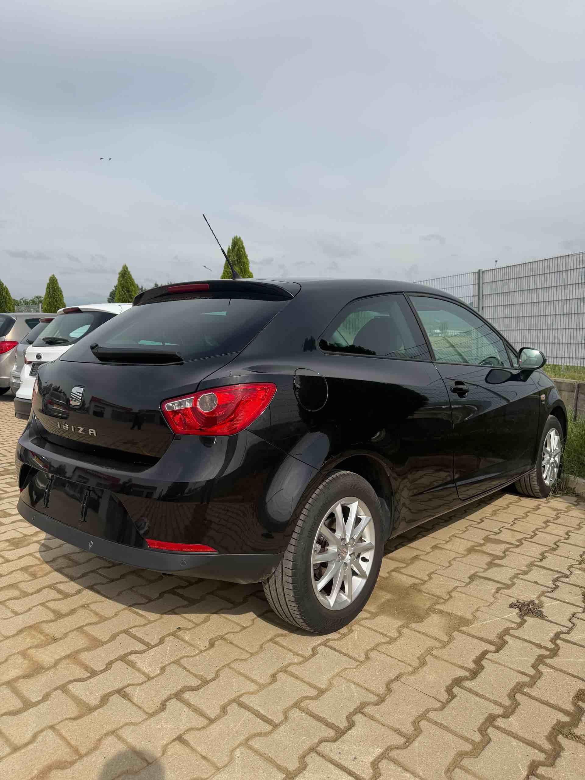 Seat-Ibiza-1-2-77kw-2011god-------------