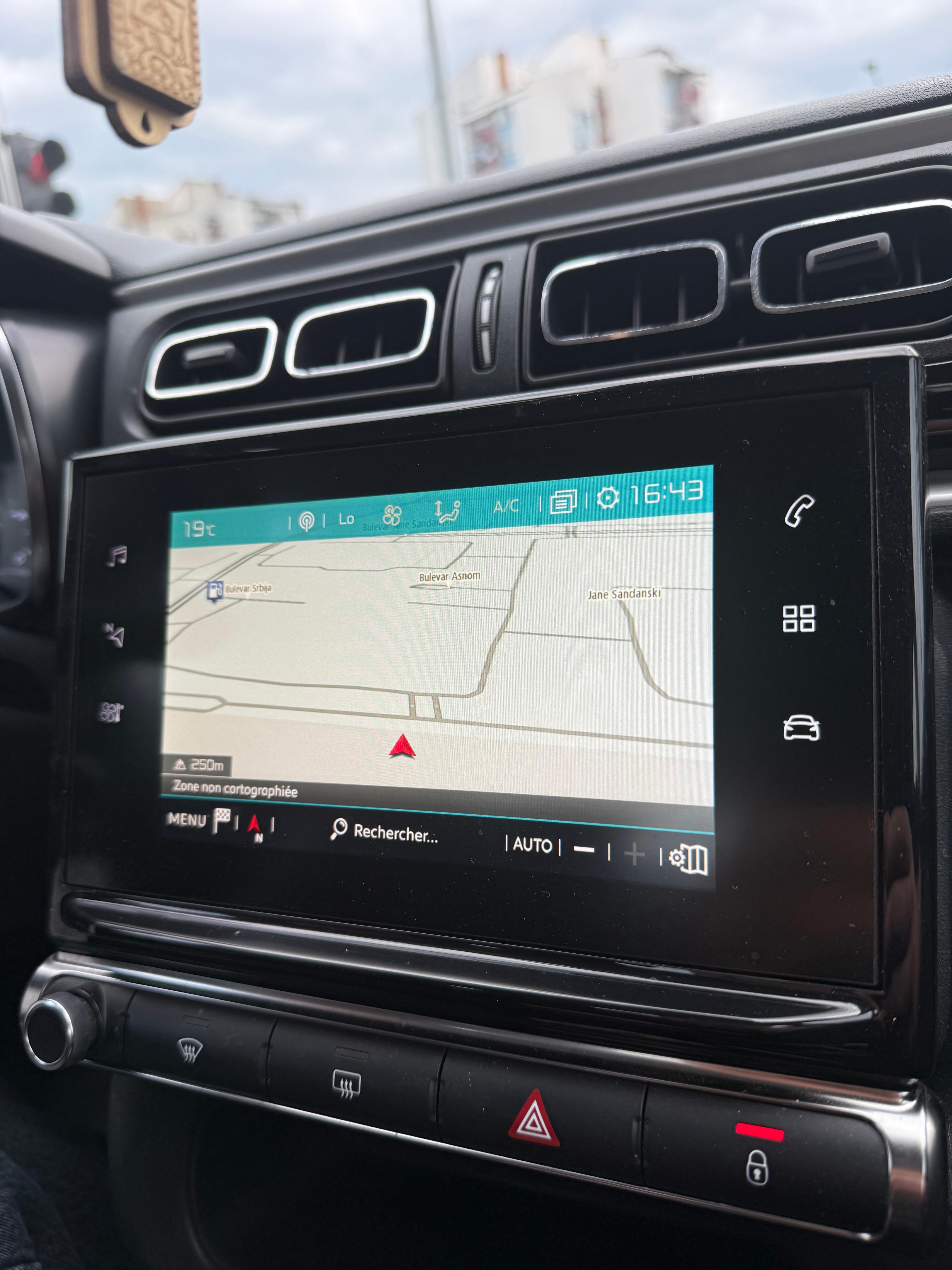 Citroen-C3-PureTech-2018-godina-kako-novo