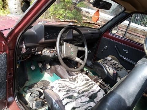 Polovni-delovi-za-Lada-Niva-Riva-Samara-Yugo-101