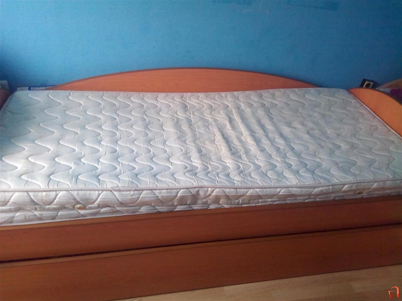 Prodavam 2 Kreveti I 1 Klik Klak Od Simpo Skopje