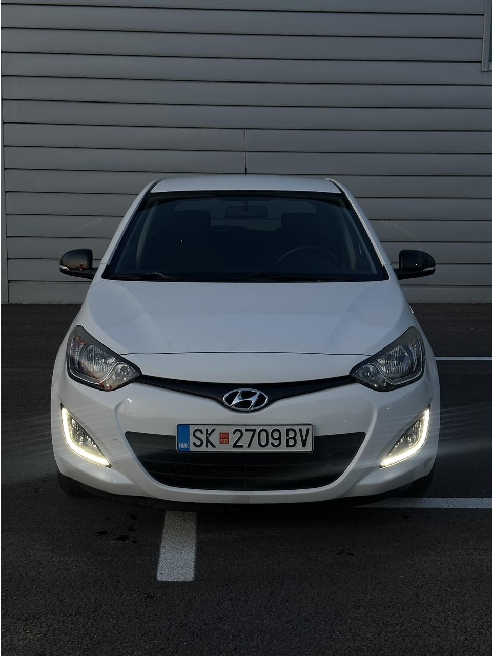 Hyundai-i20-1-2-benzin-2014g-FACELIFT