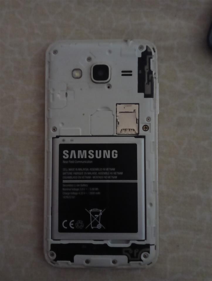Prodavam-Samsung-Galaxy-J3
