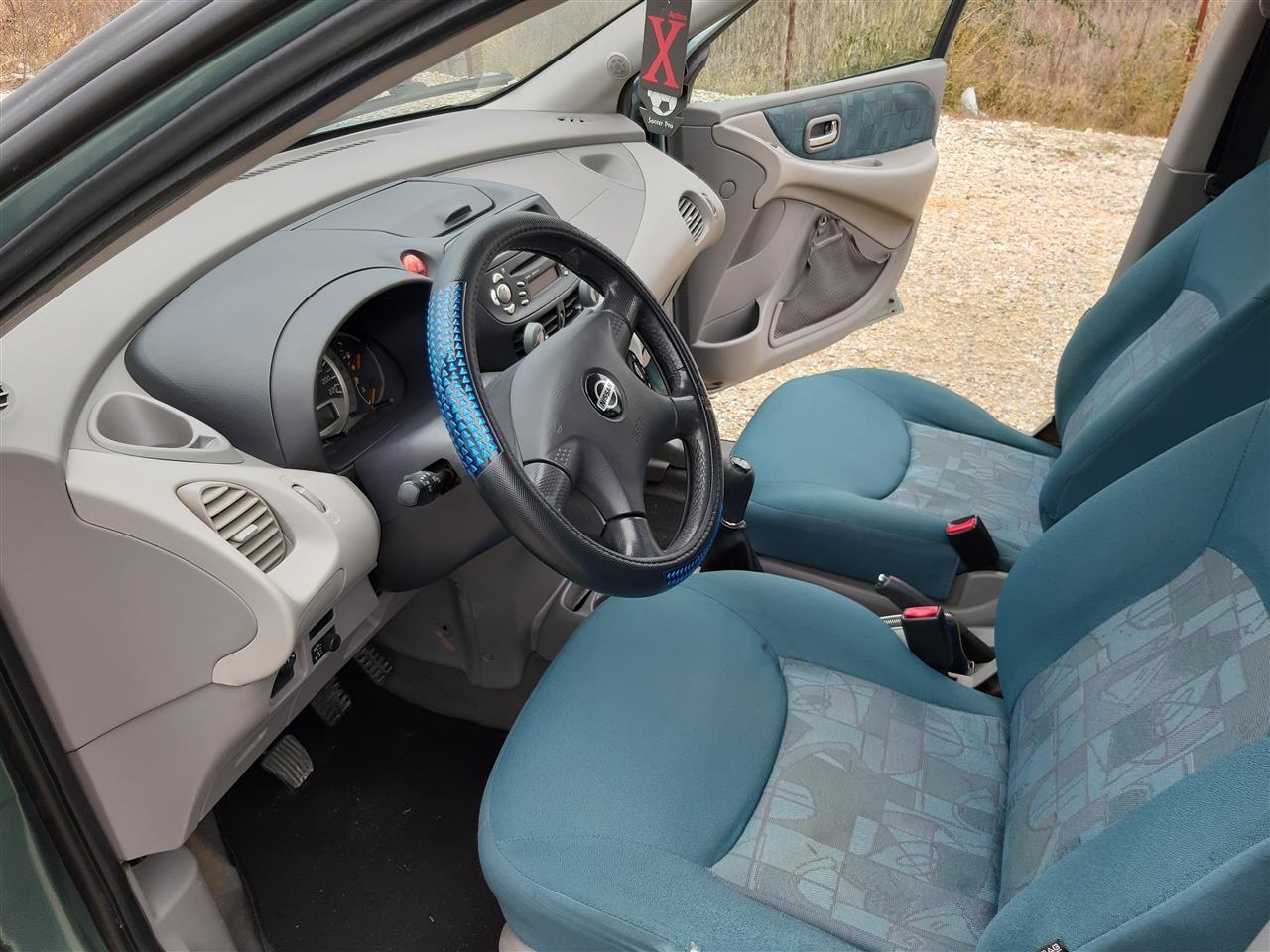 Nissan-Almera-Tino