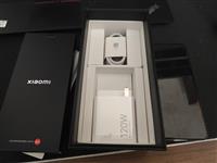 Се продава Xiaomi MI 14 PRO