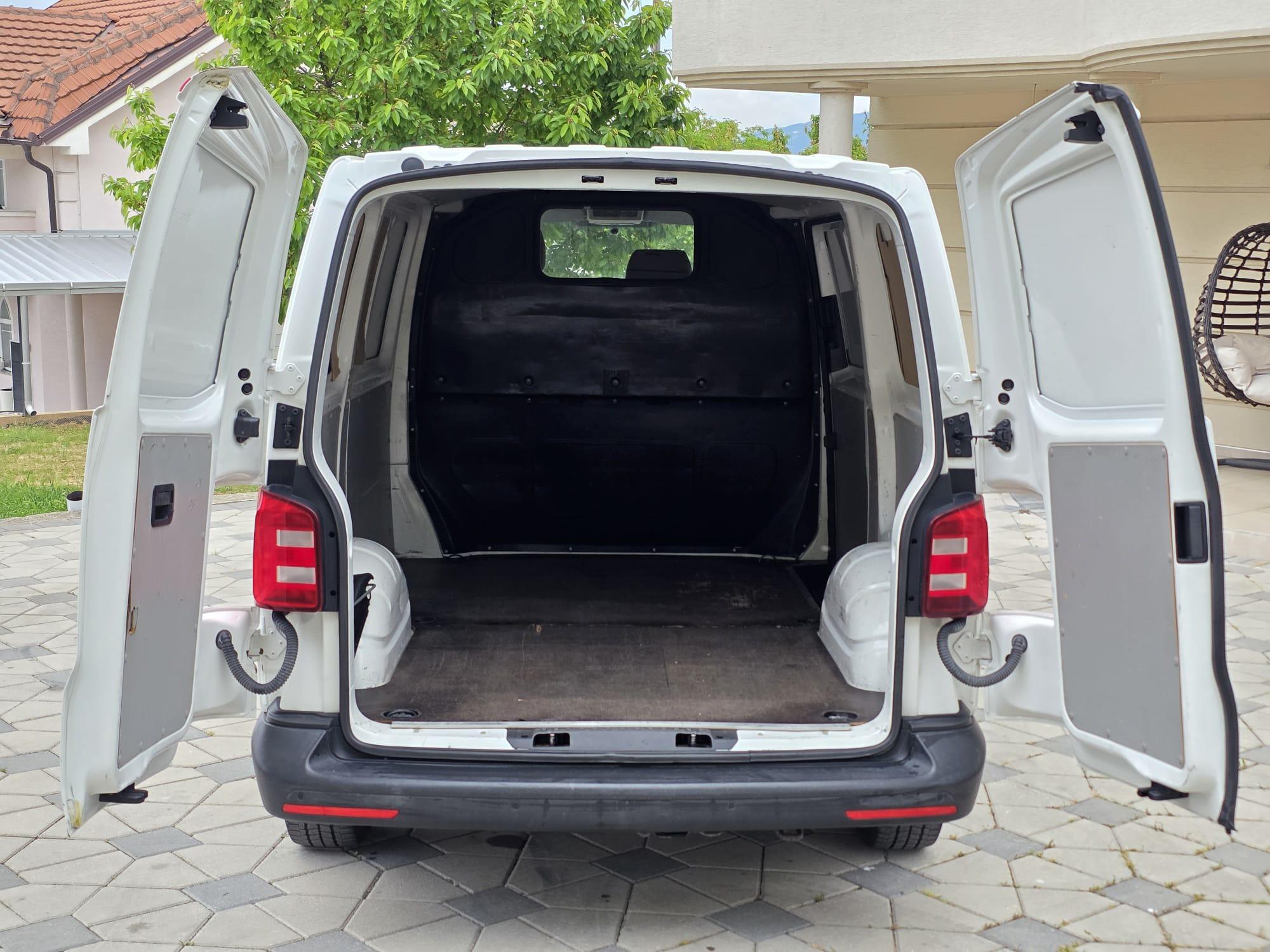 VW-T7-2-0-TDI-KLIMA-2017-GOD-TRANSPORTER