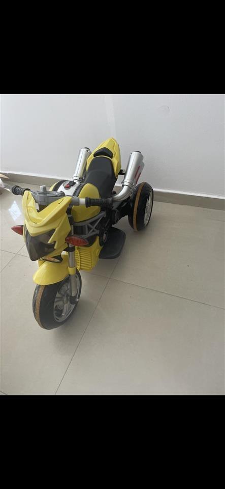 Motorce-na-baterii-