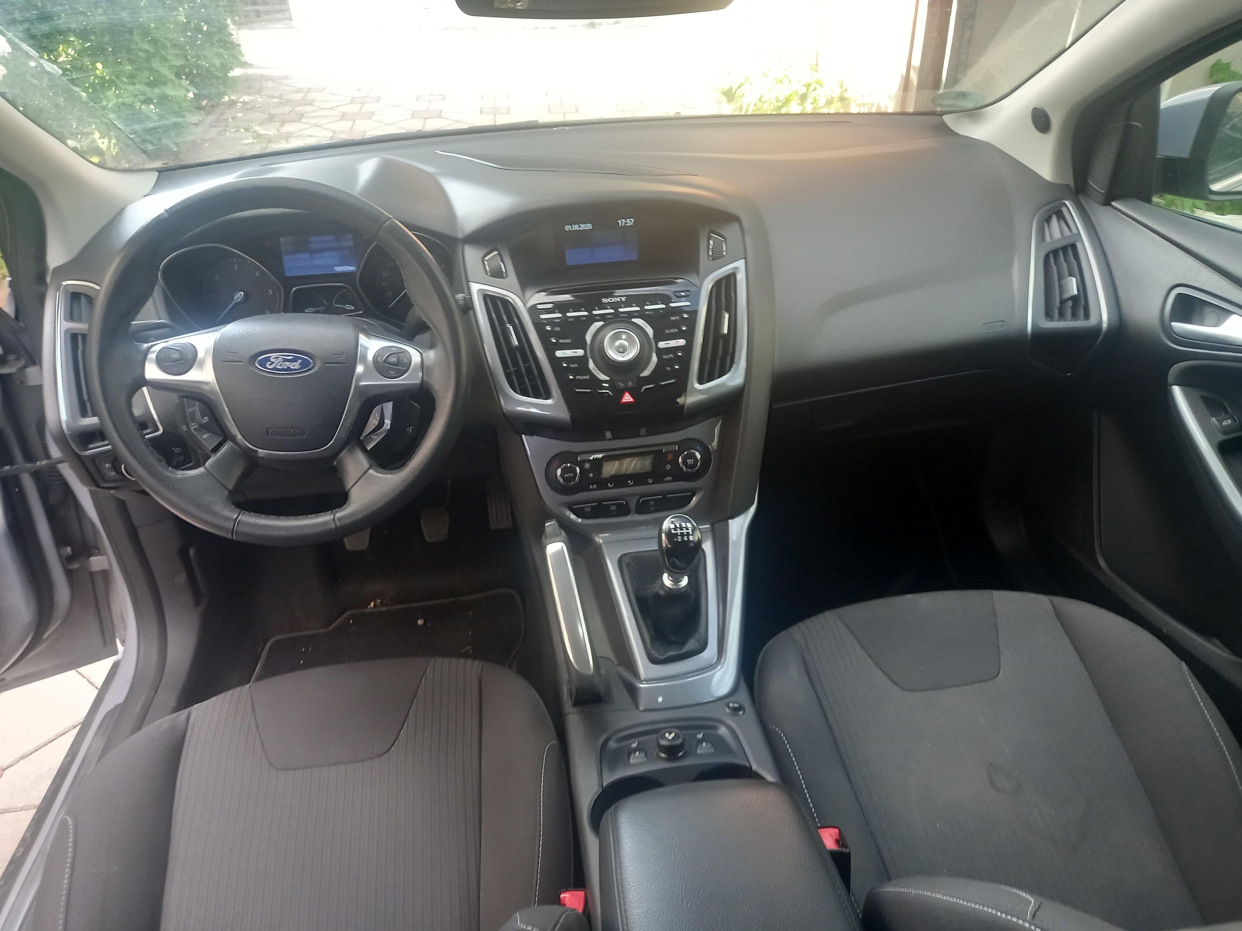 FORD-FOCUS-1-6-TDCI-TITANIUM-FULL-A-NIKI-