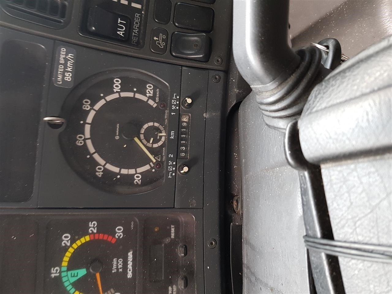 SCANIA-124-420-E3-Retarder-Registriran-do-04-2018