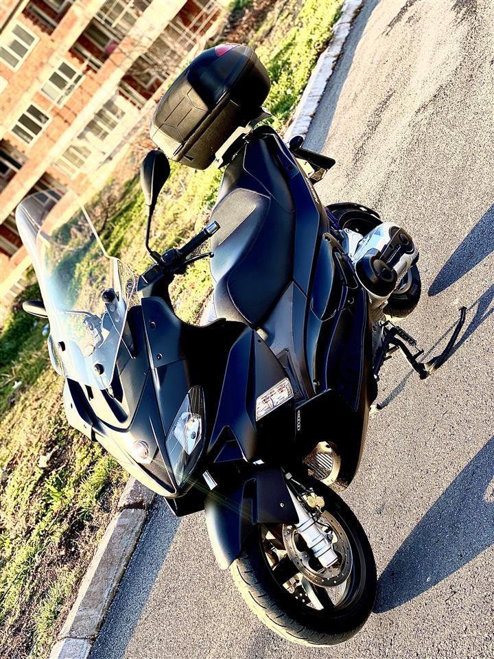 Gilera-Nexus-500