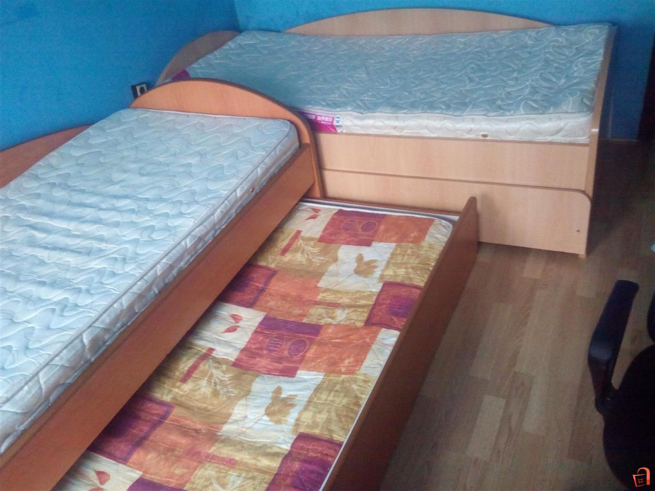 Prodavam 2 Kreveti I 1 Klik Klak Od Simpo Skopje