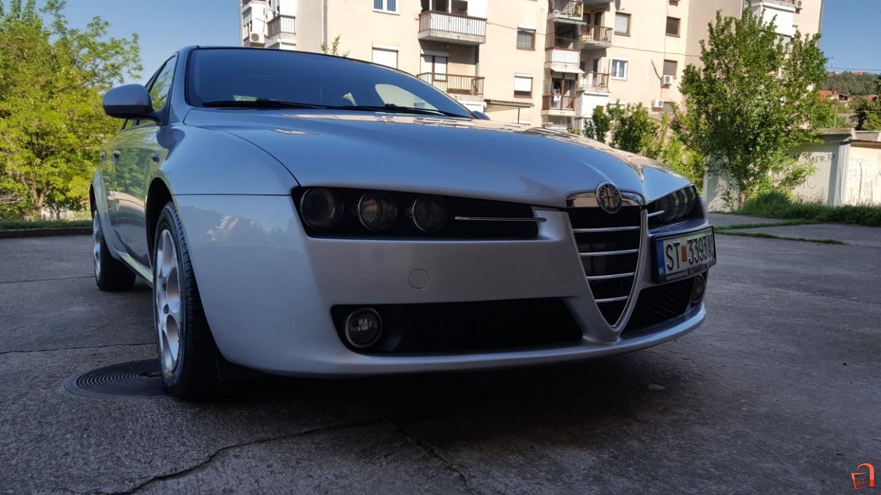 Alfa Romeo 159 -09