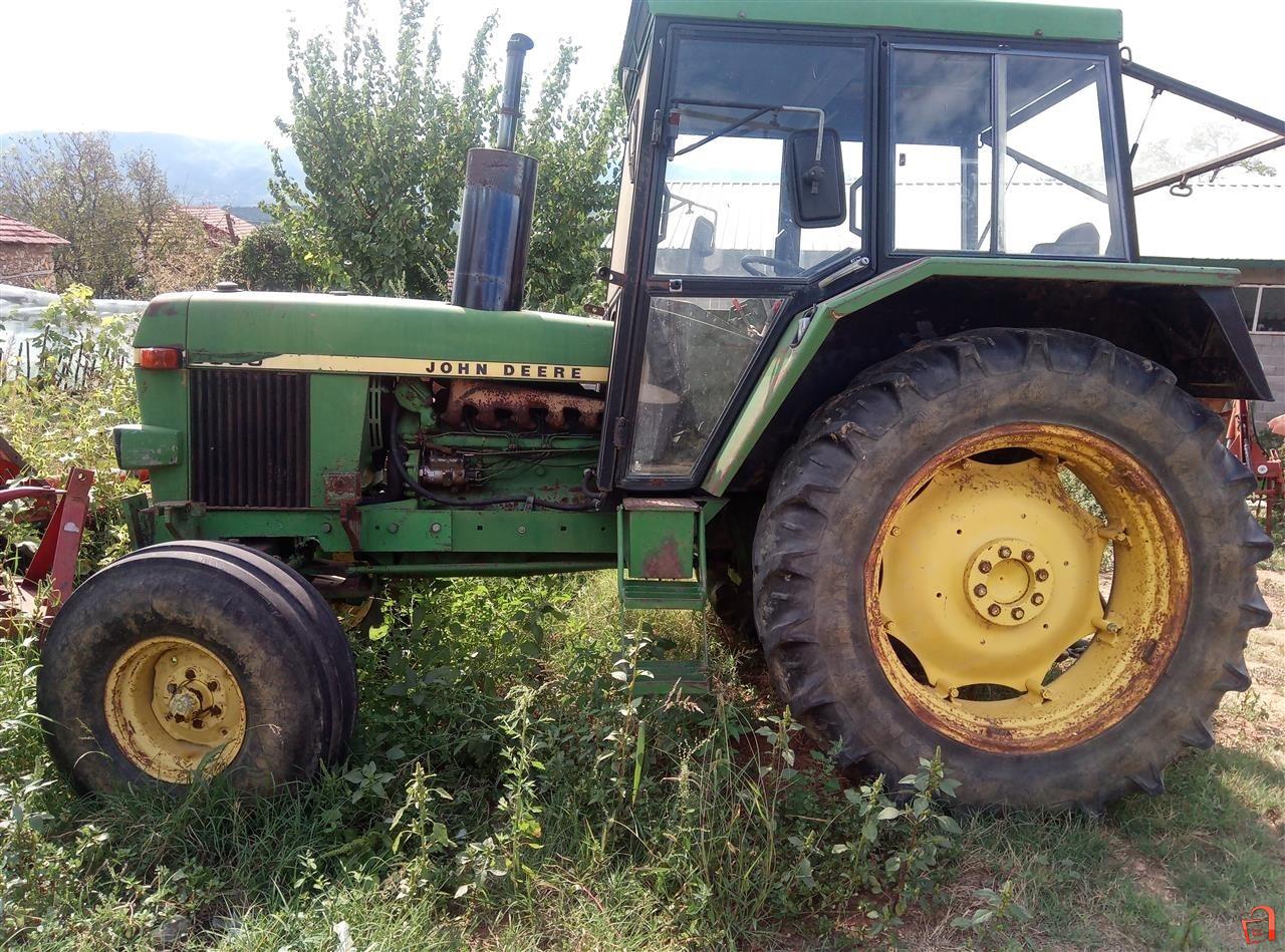 Traktor John Deere 3030 Radovis