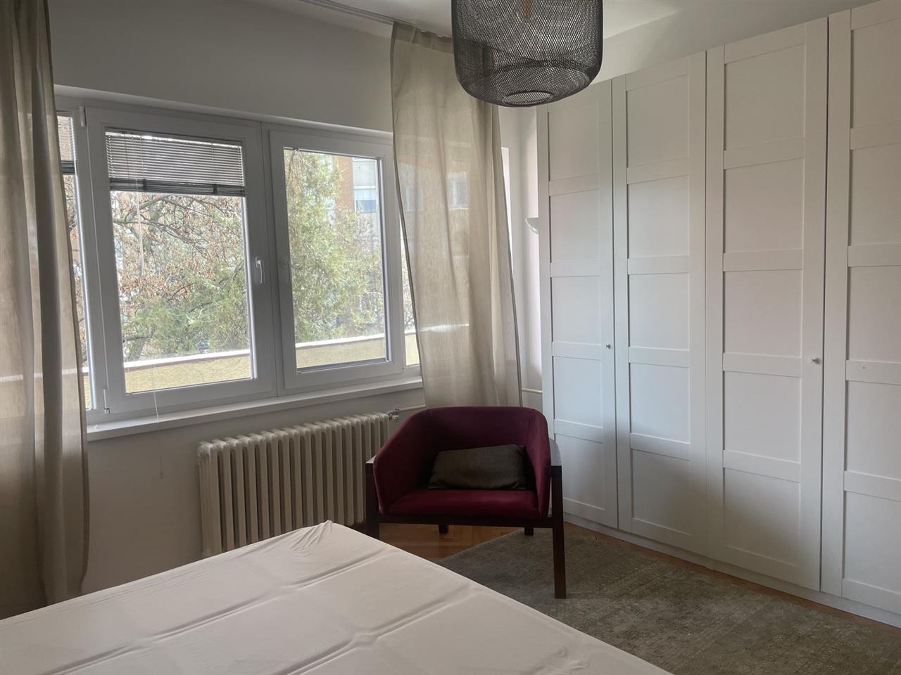 Trosoben-stan-80m2-strog-Centar
