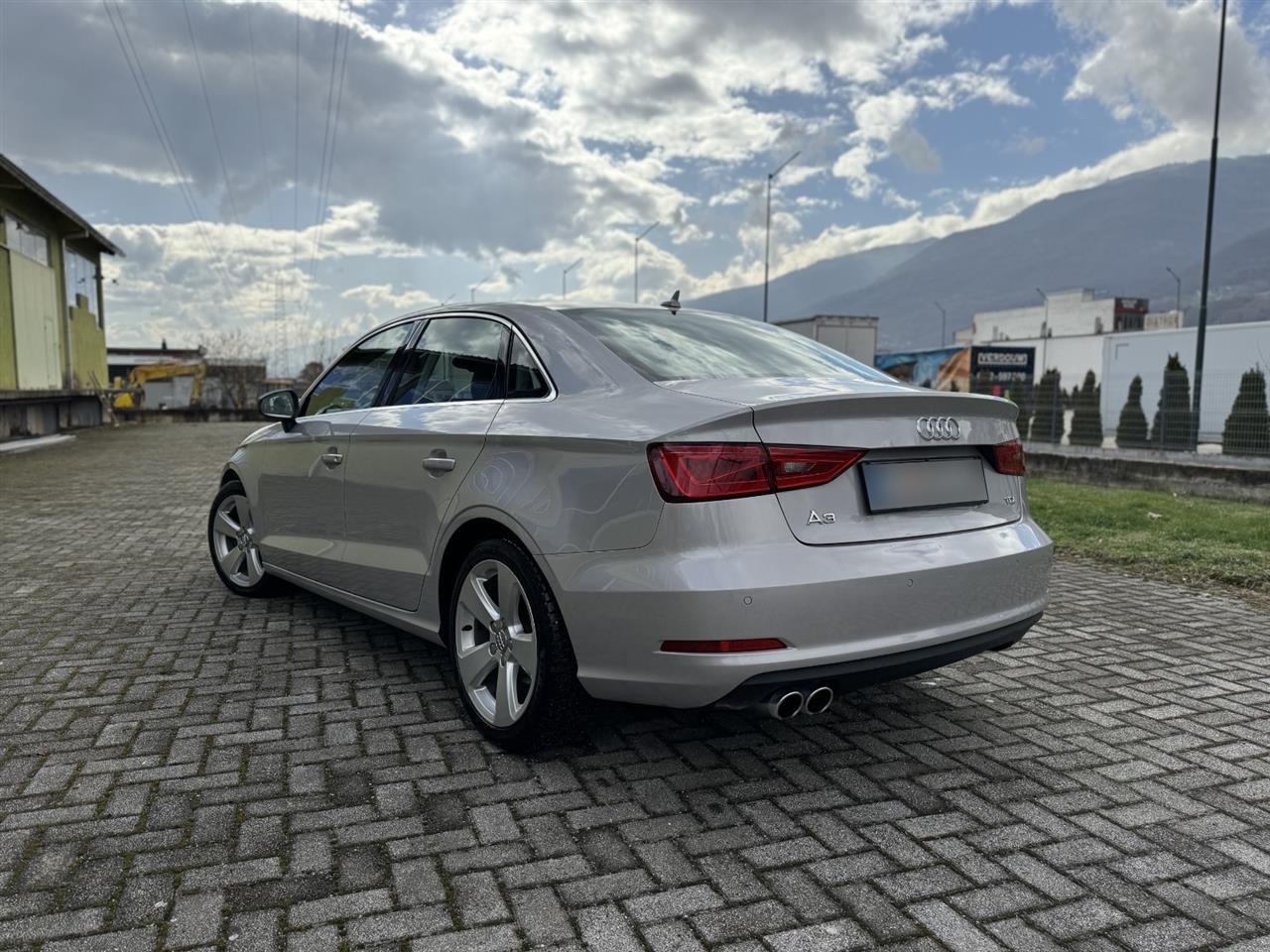 Audi-A3-2-0-TDI-Ambiente-SEDAN