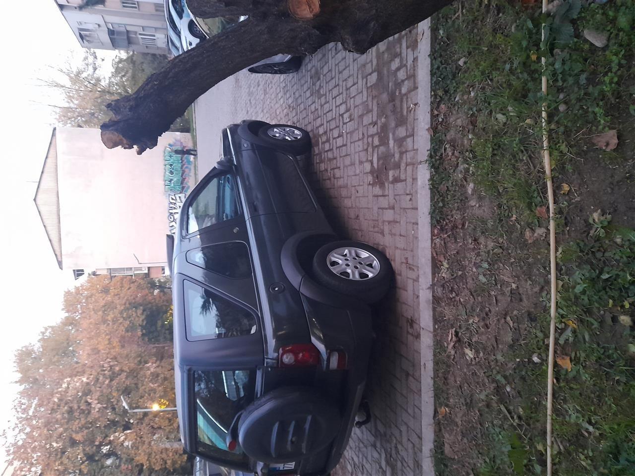 CITROEN-C3--MK-Neuvezuvan-1-4-HDI