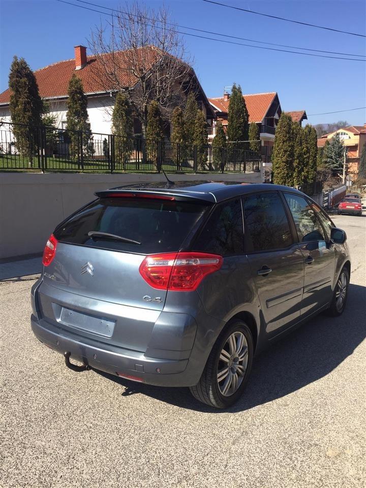 Citroen-Grand-C4-Picasso