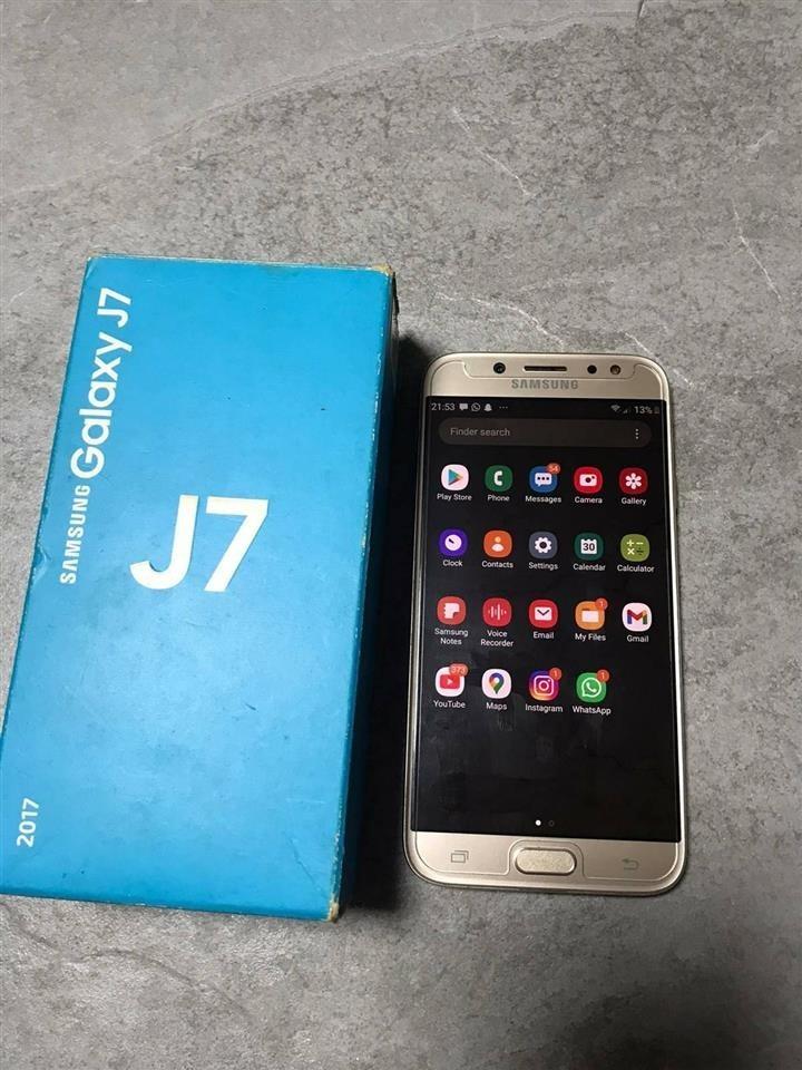 Samsung-Galaxy-J7--gold-